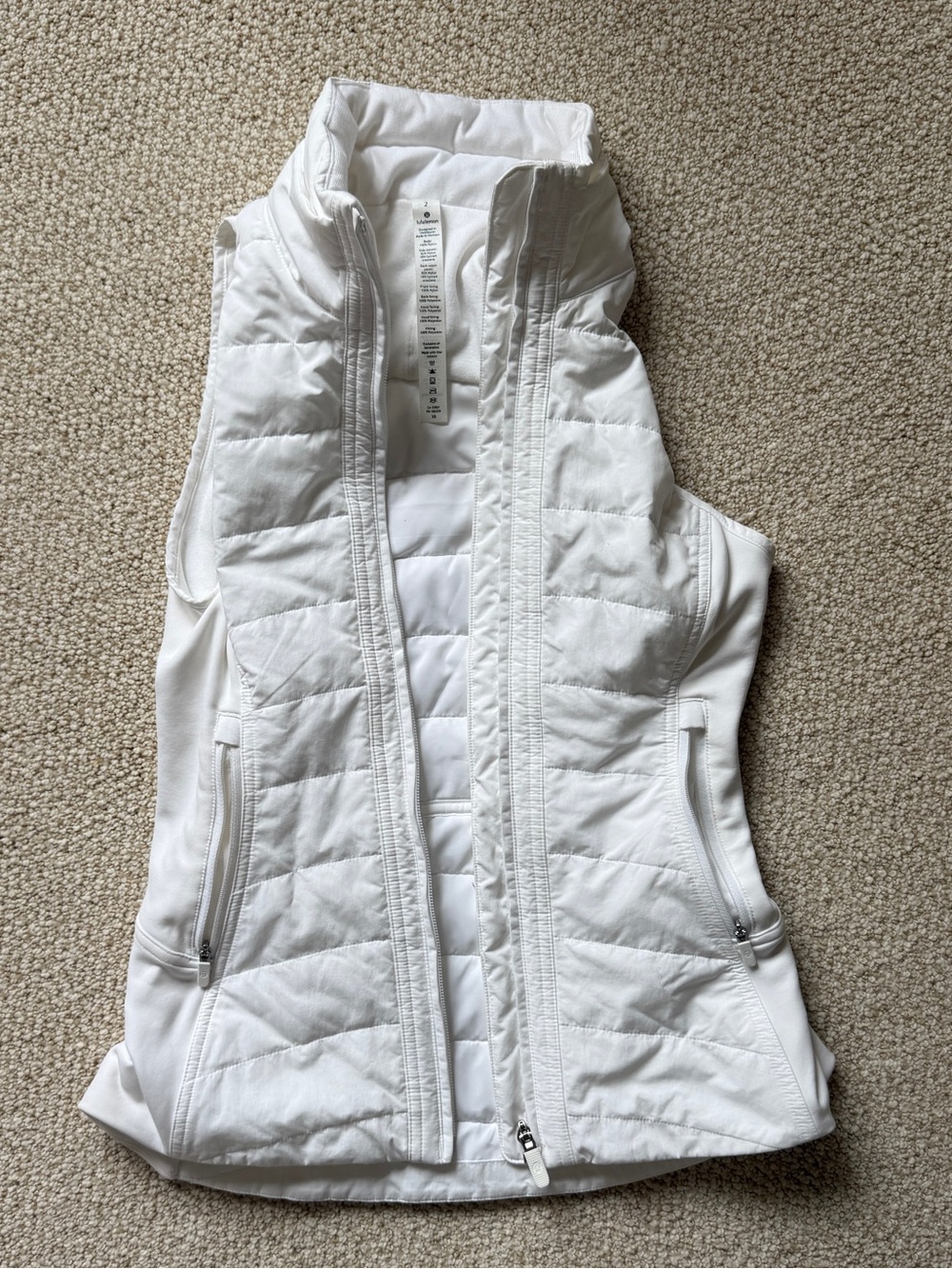 Lululemon Another Mile Vest in White